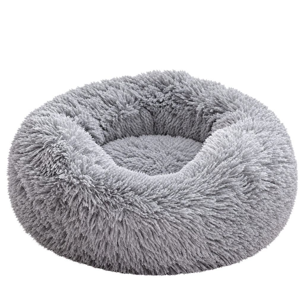 [packshot] Grey faux fur donut bed on its own